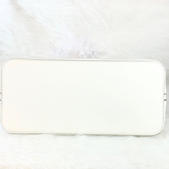 🏷New KARL LAGERFELD🏷 FLORAL WHITE DOME SATCHEL - Picture 5 of 8